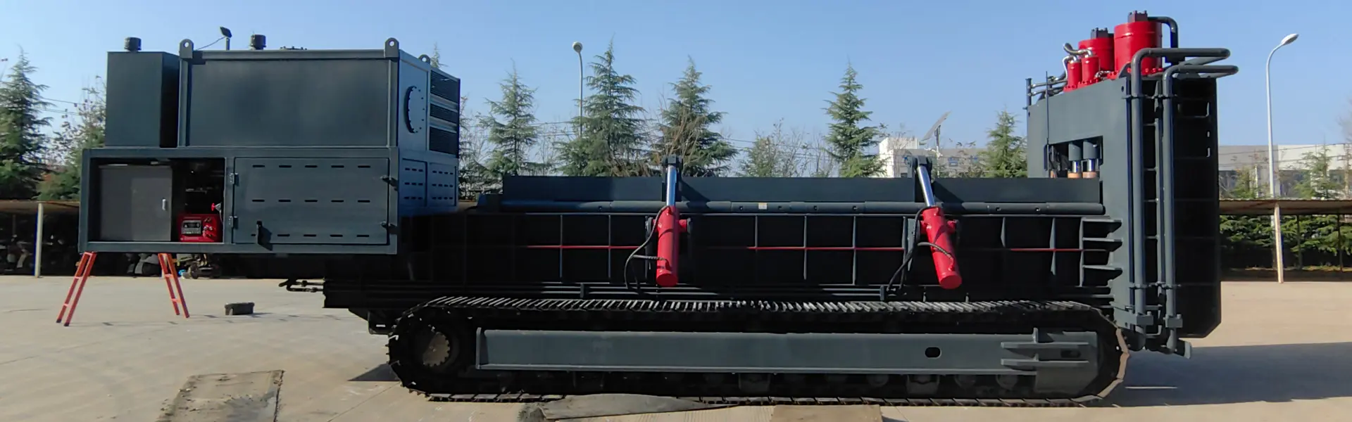 Welcome-Our-Mobile-Hydraulic-Gantry-Shear-Machine----On-the-Track.jpg